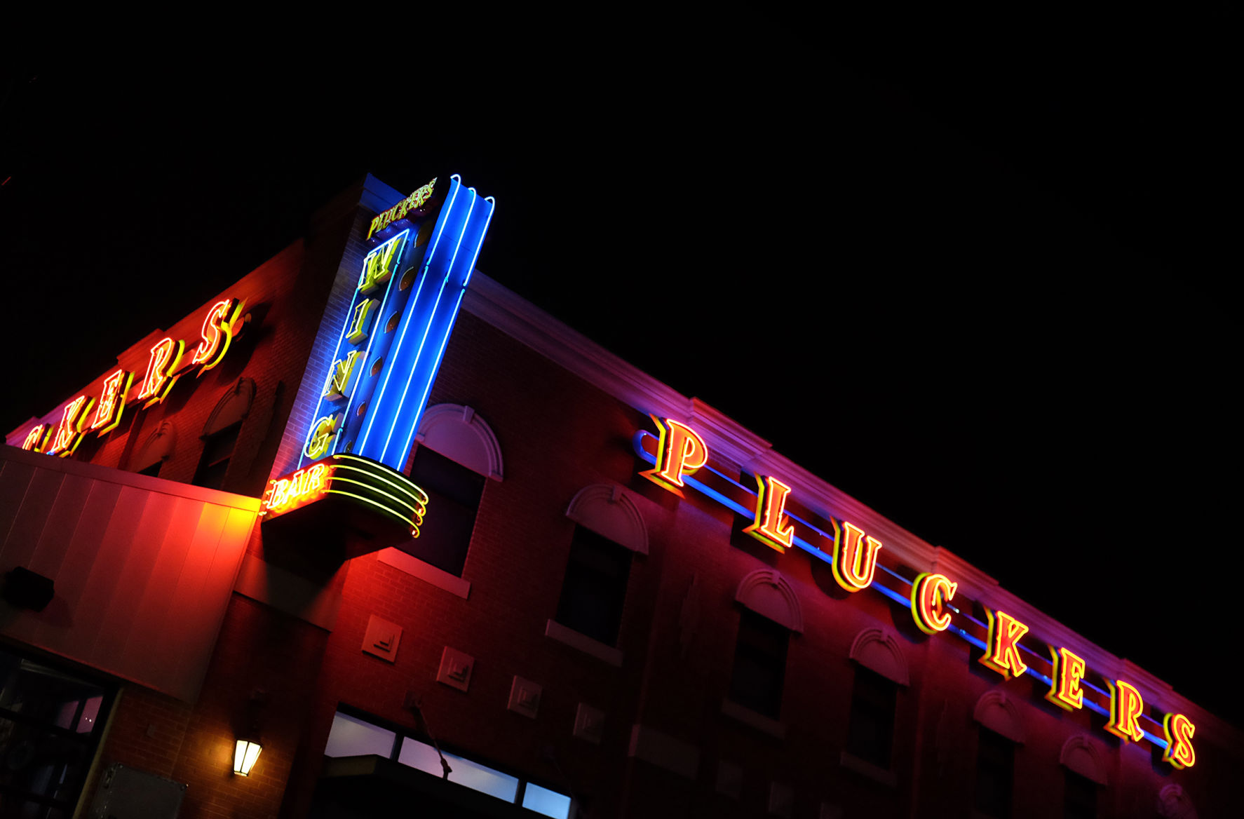 Mother Plucker: Could the wing bar come to UTA?